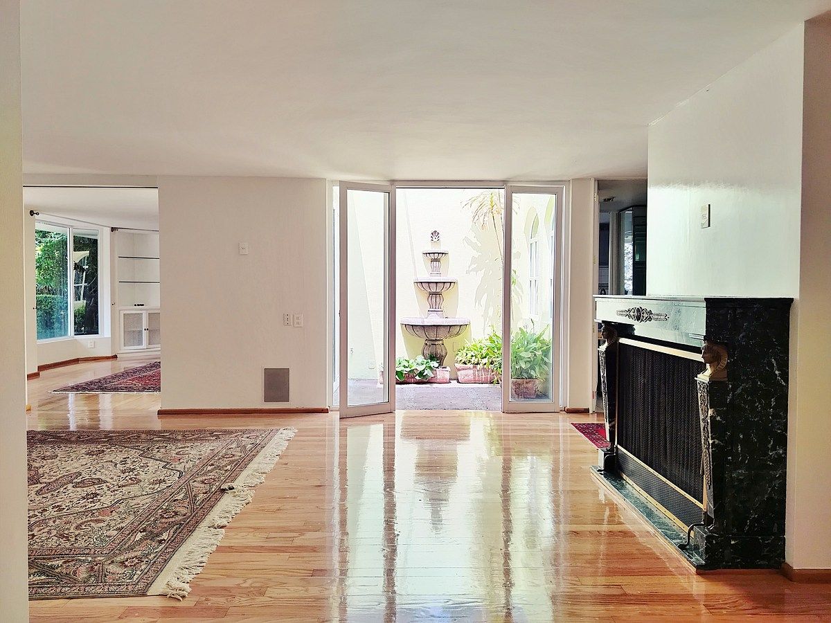 Condominium for rent in Álvaro Obregón, Lluvia, 447 m²