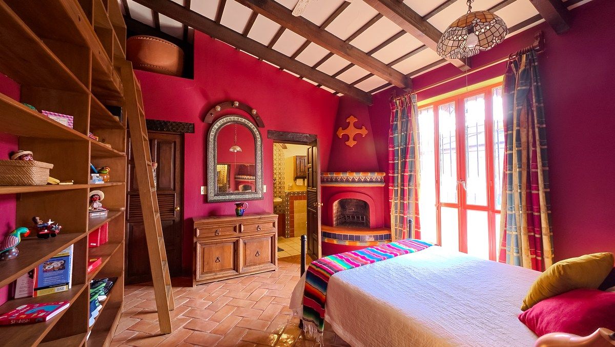 VILLA CIPRIANA