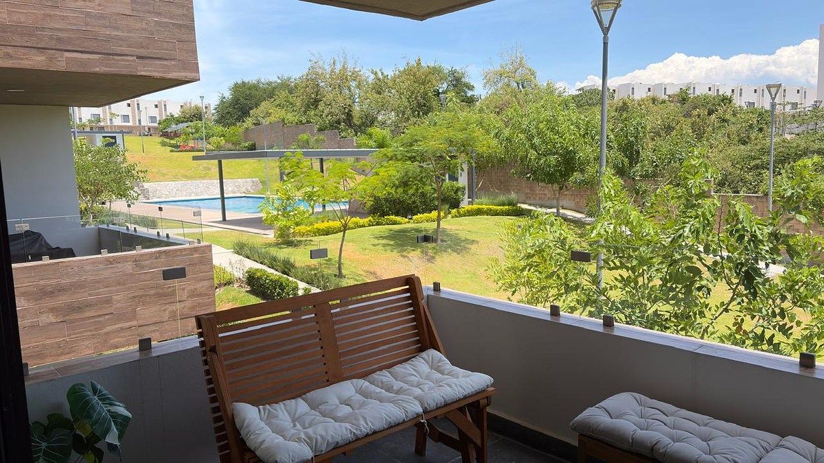 Departamento en Renta Amueblado con Alberca y Amenidades en Santa Fe Lifestyle