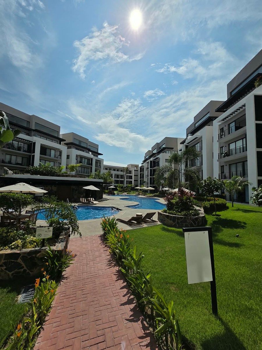 🏡 FOR SALE – Brand-New Condo at Altea
