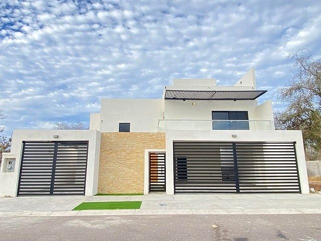Casa en venta en La Paz, C. Capitan Jose Castañeda, 285 m²