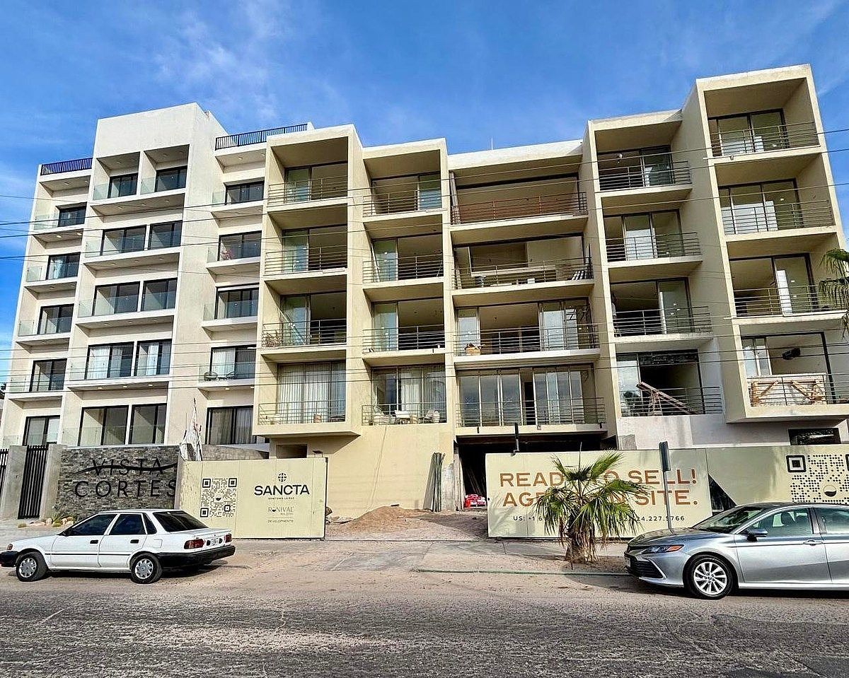 Revolucion de 1910 Sancta Residences 205