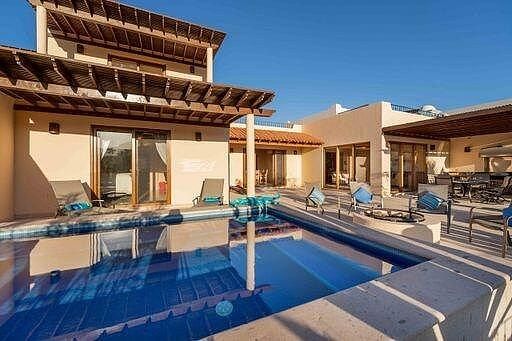 Casa en venta en Loreto, Founders, 781 m²