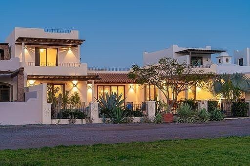 Casa en venta en Loreto, Founders, 781 m²