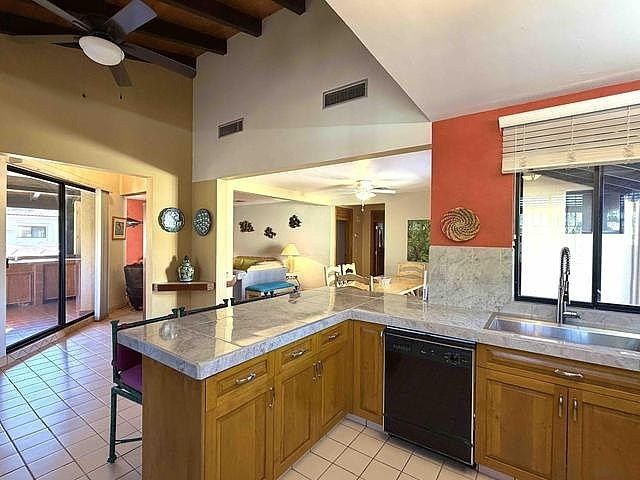 Casa en venta en Loreto, Rosendo Robles, 270 m²