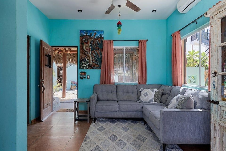 Casa en venta en La Paz, C. del Panteon, 98 m²