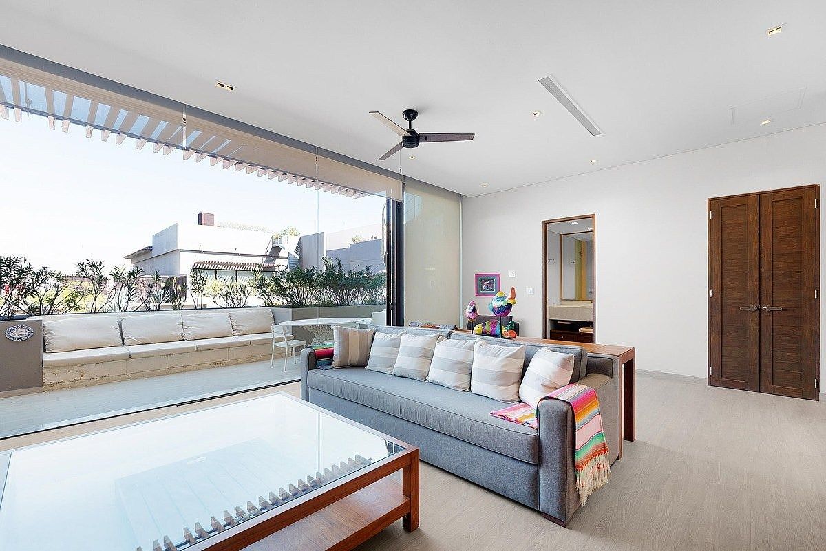 Condominio en venta en Los Cabos, Puerto Paraiso, 90 m²