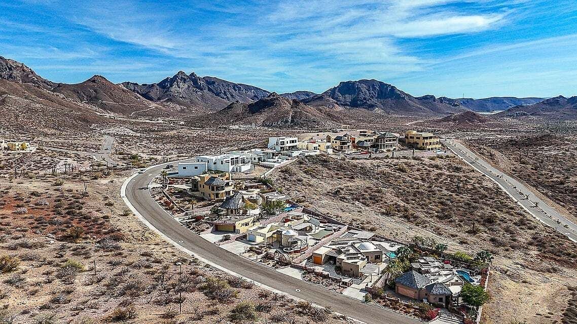 Casa en venta en La Paz, Maravia, 792 m²