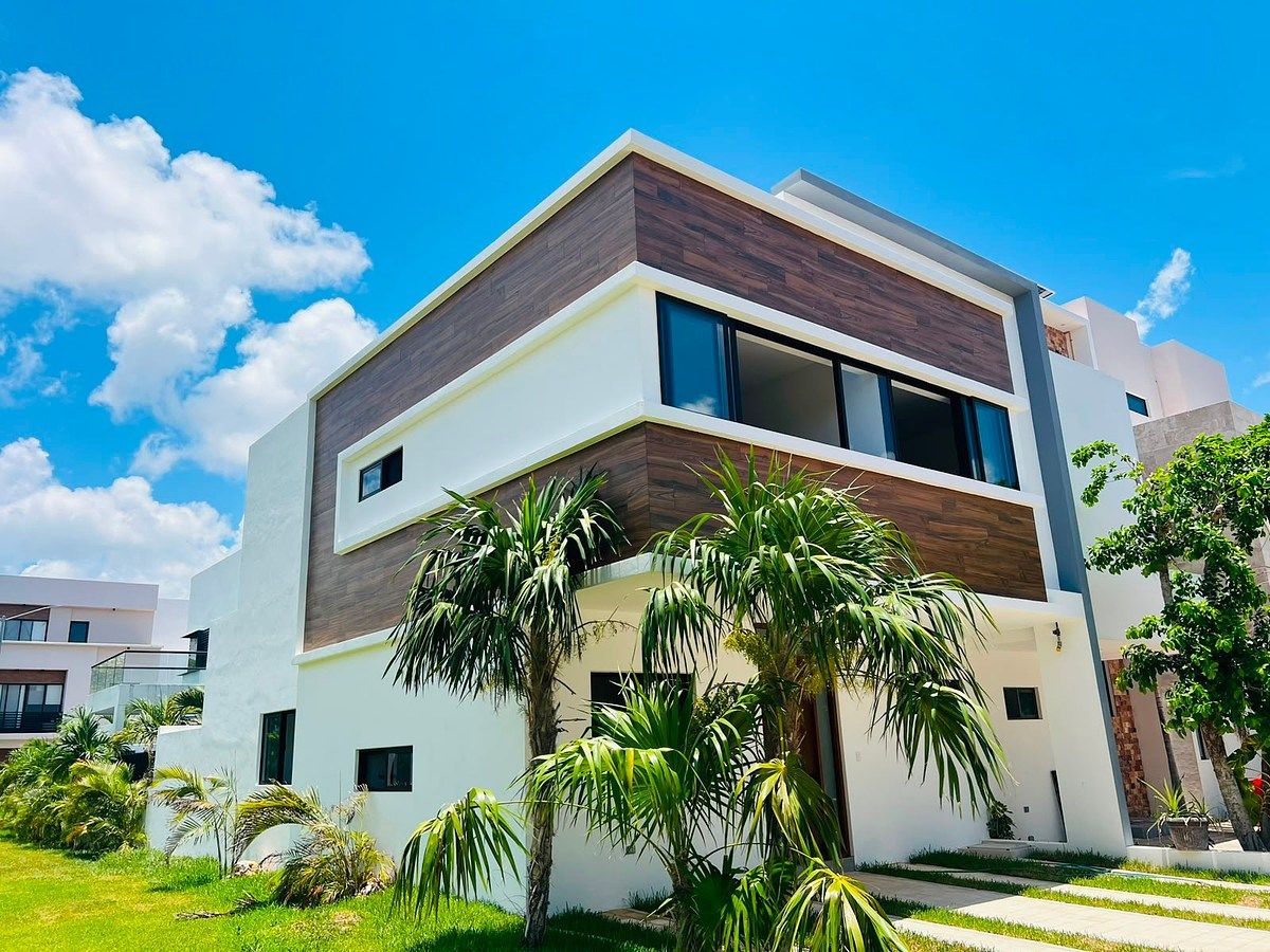 Casa en venta en Benito Juárez, Av. Huayacán 336, C.P. 77560, 203 m²