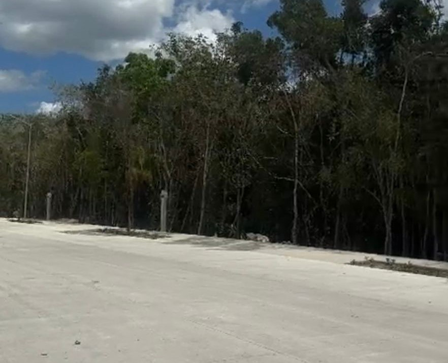 Land en venta en Playa del Carmen, Av. Libramiento