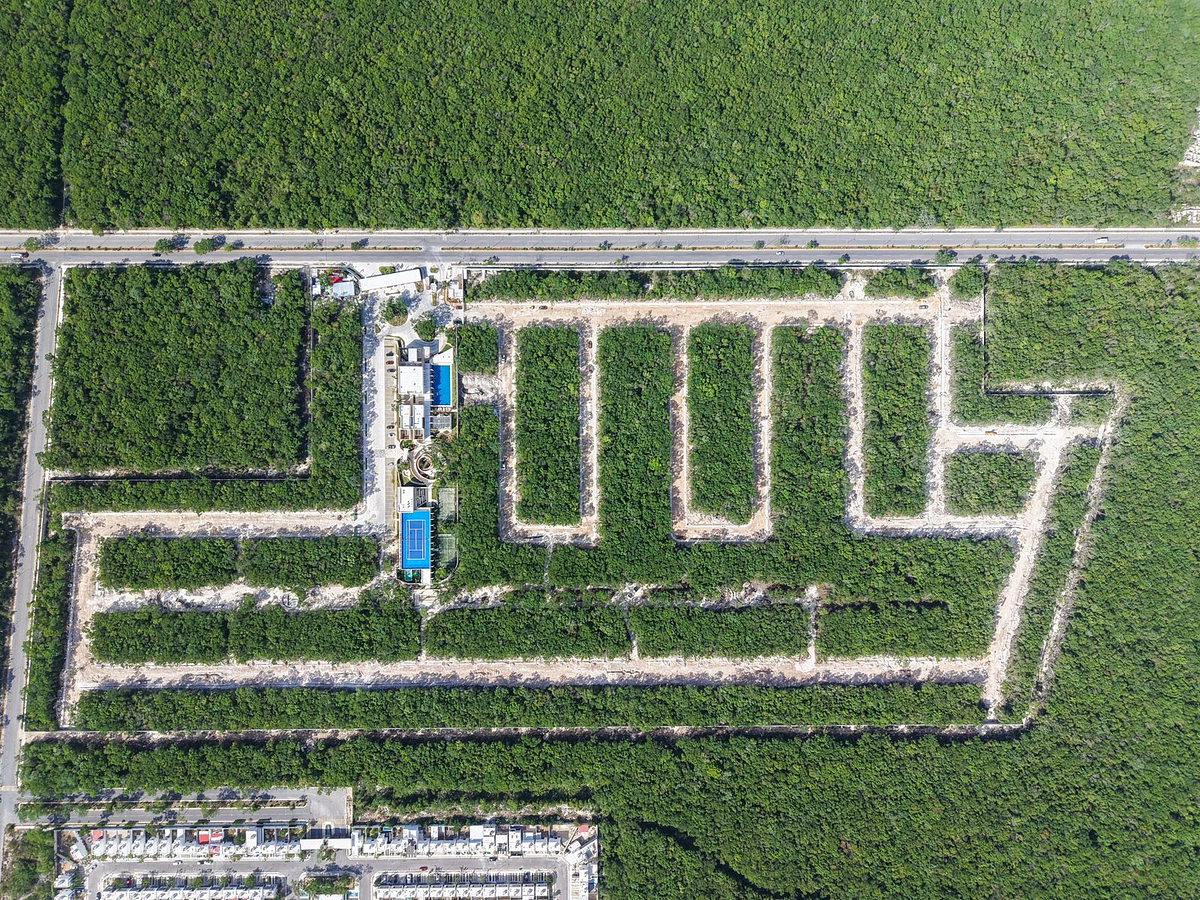 Land en venta en Playa del Carmen, Av. Libramiento