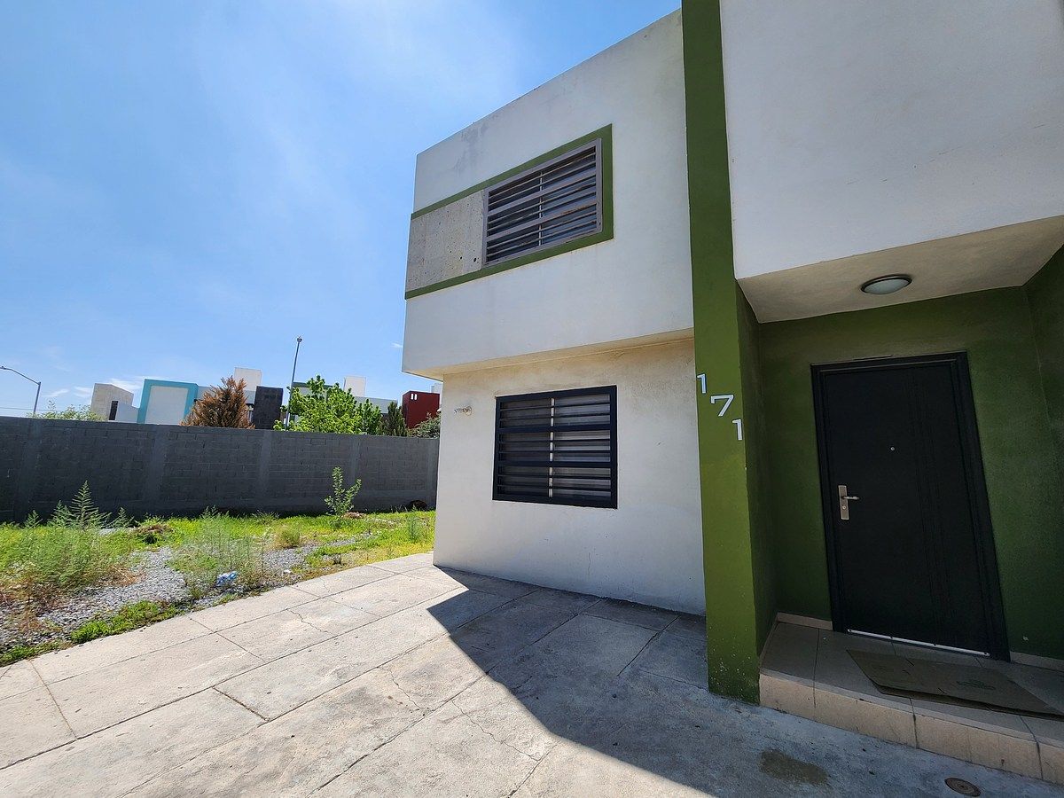 Casa en venta en Saltillo, Agata, 112 m²