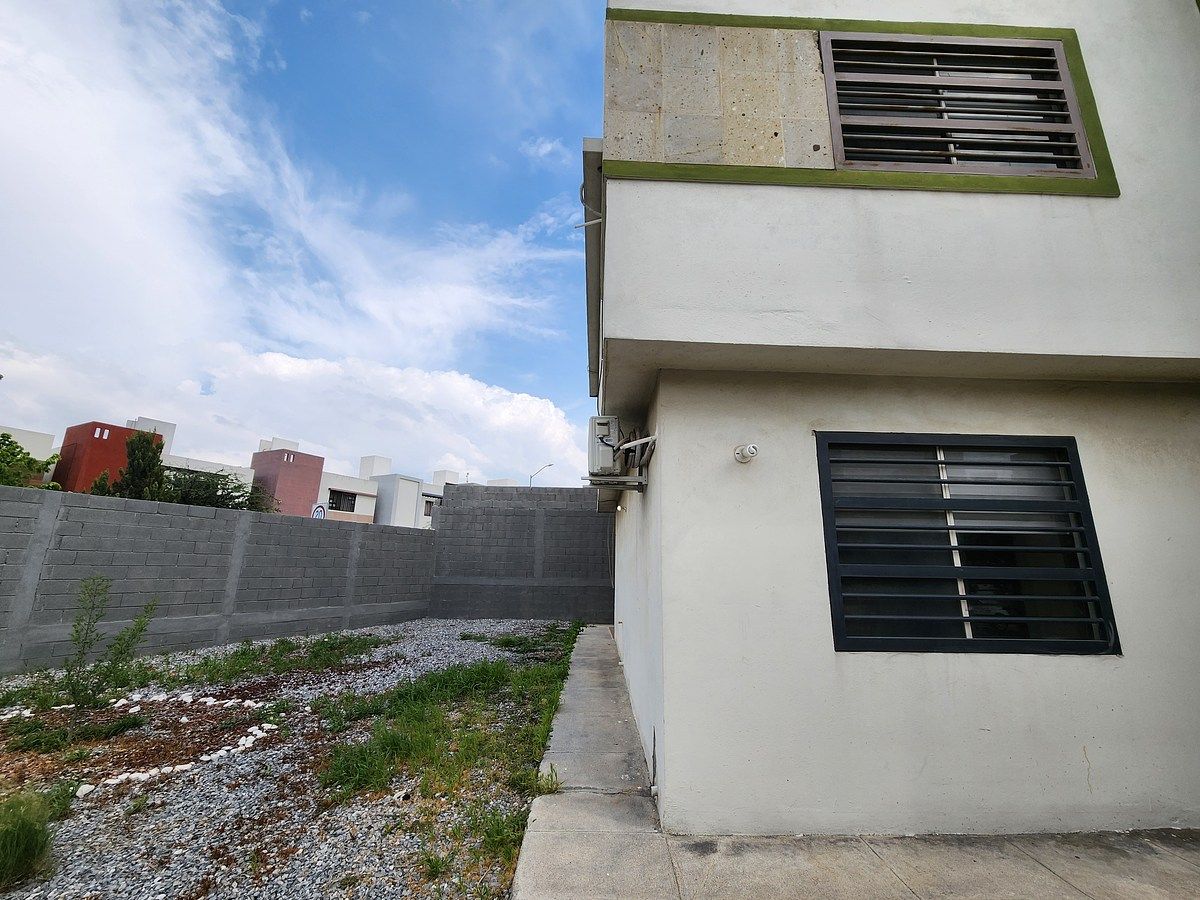 Casa en venta en Saltillo, Agata, 112 m²