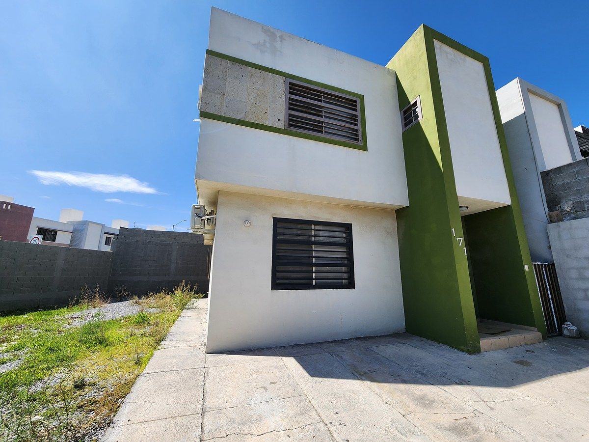 Casa en venta en Saltillo, Agata, 112 m²