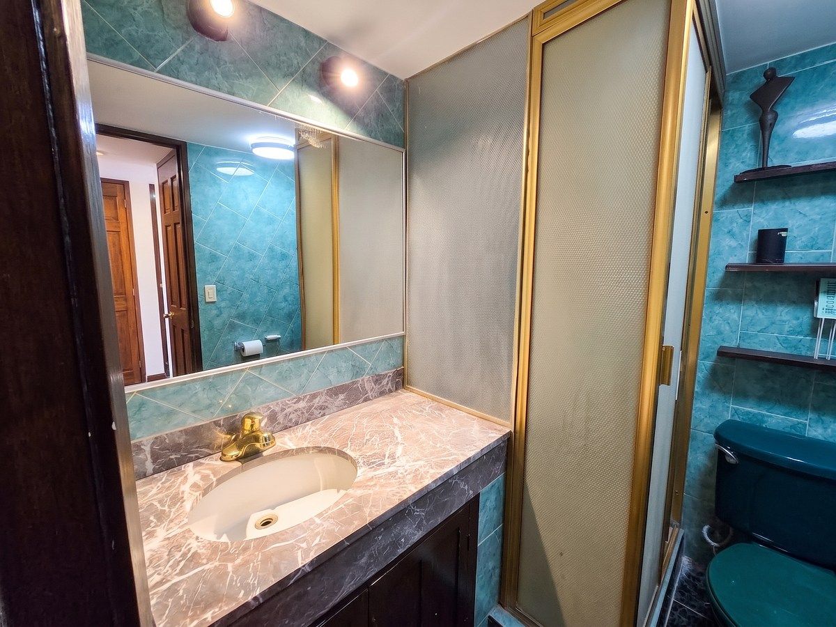 Comercial en alquiler en Cuauhtémoc, Dr. Liceaga, 12 m²