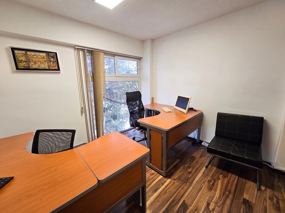 Comercial en alquiler en Cuauhtémoc, Dr. Liceaga, 12 m²