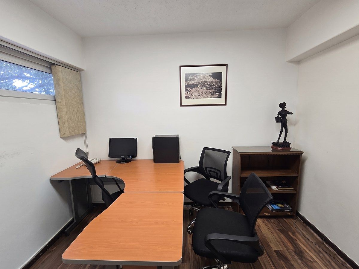Commercial for rent in Cuauhtémoc, Dr. Liceaga, 10 m²