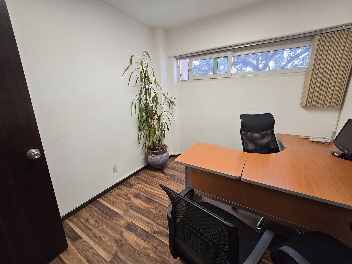 Commercial for rent in Cuauhtémoc, Dr. Liceaga, 10 m²