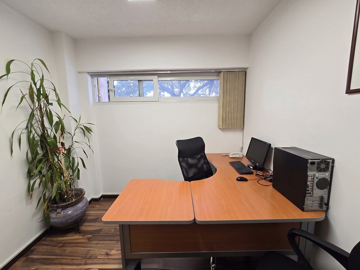Commercial for rent in Cuauhtémoc, Dr. Liceaga, 10 m²