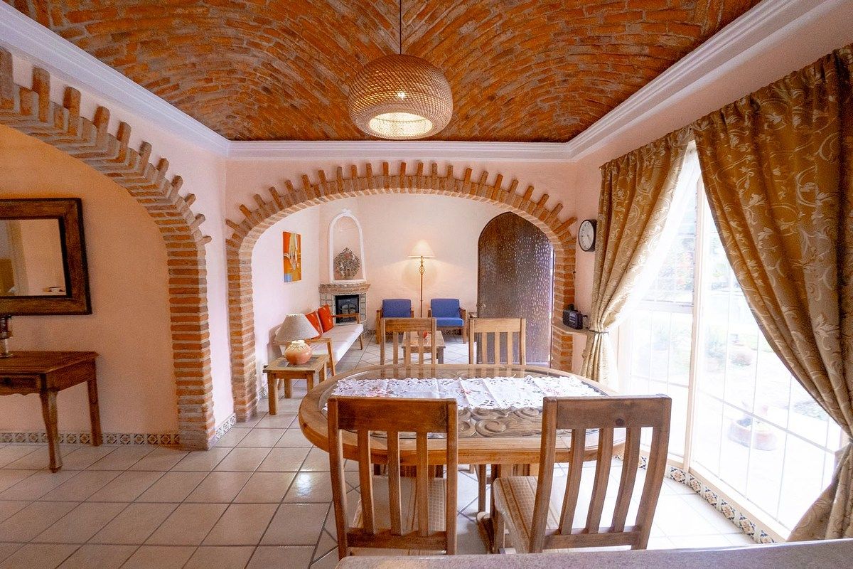 House for sale in Chapala, Paseo de las Canoas, 96 m²