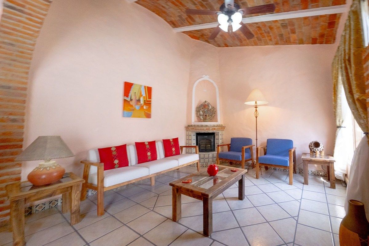 House for sale in Chapala, Paseo de las Canoas, 96 m²