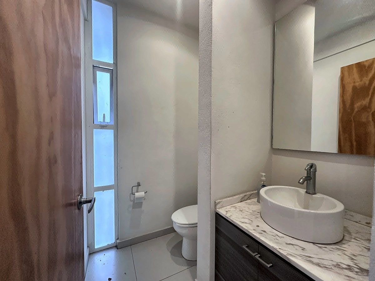 Condominio en alquiler en Querétaro, Hacienda Santa Fe, 150 m²
