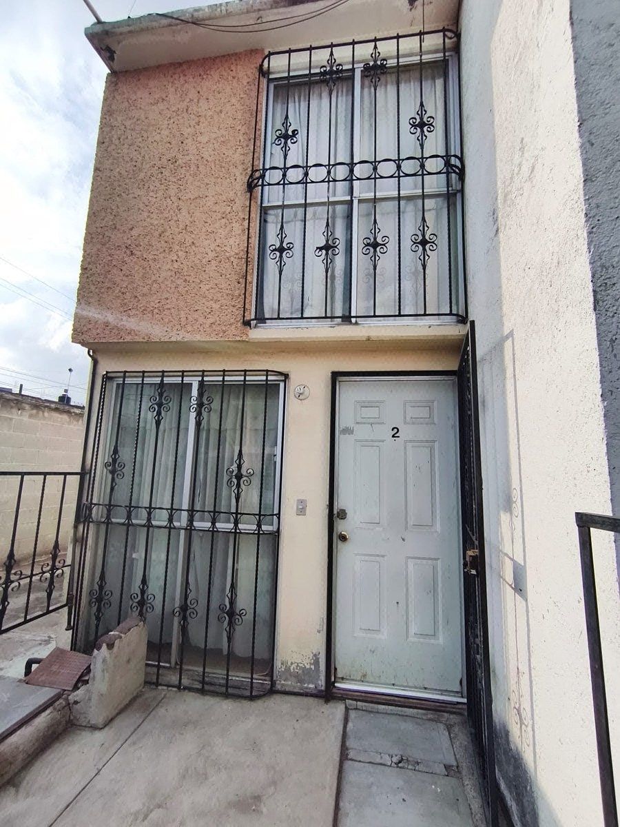 Casa en venta en Ecatepec de Morelos, Villas del Sol II, 65 m²
