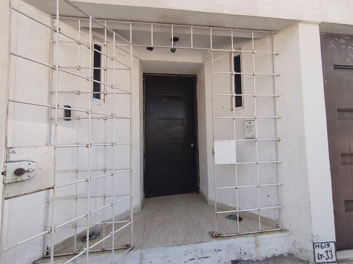 House for sale in Ecatepec de Morelos, er Retorno de Violeta, 274 m²