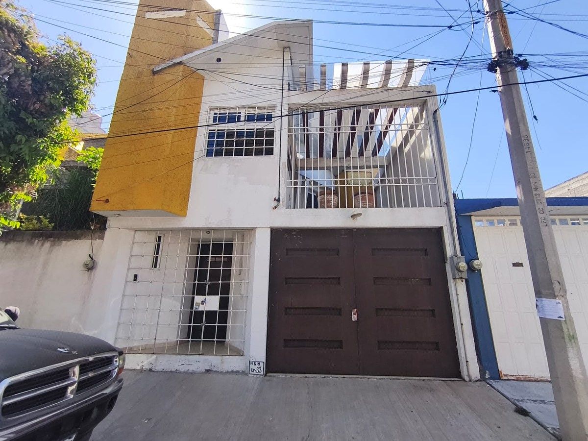 House for sale in Ecatepec de Morelos, er Retorno de Violeta, 274 m²