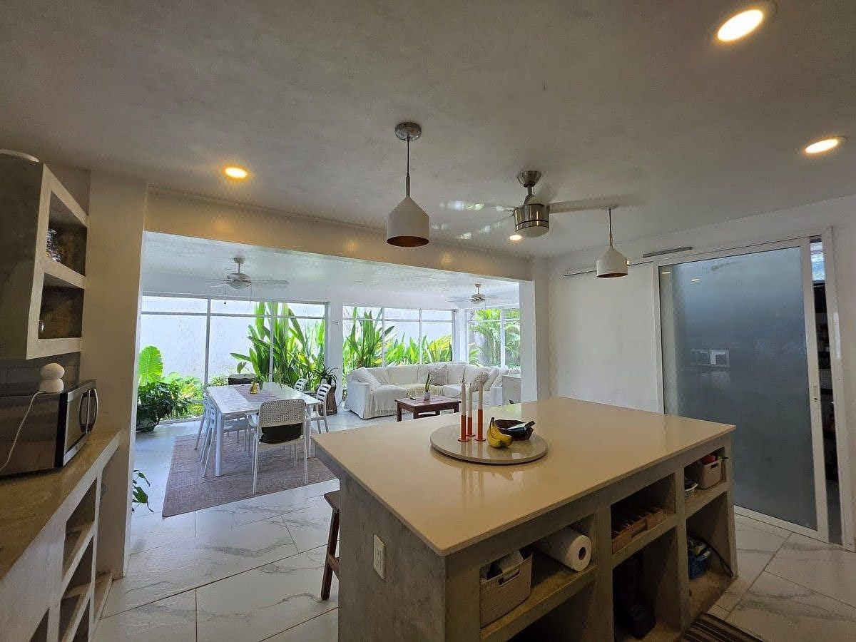 Casa en venta en Mérida, 17C, 380 m²