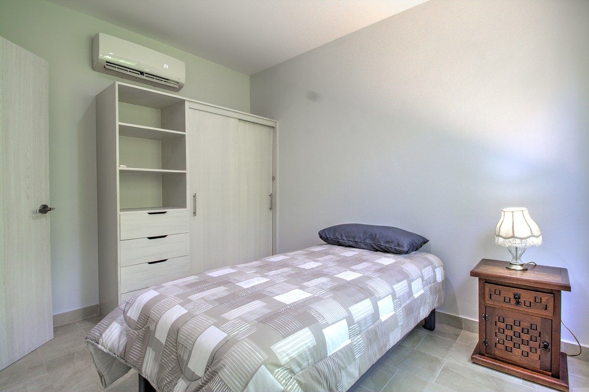 Condominio en alquiler en Playa del Carmen, Avenida Bosque de Cristo Rey, 125 m²