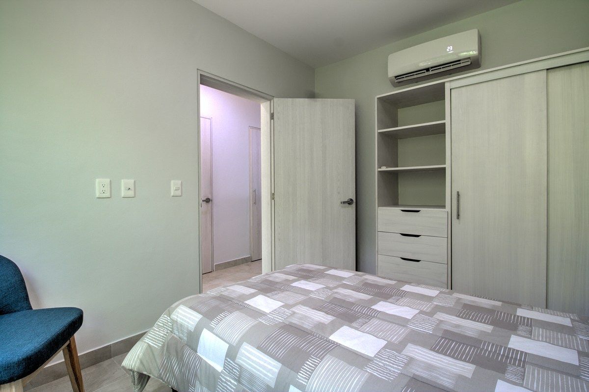 Condominio en alquiler en Playa del Carmen, Avenida Bosque de Cristo Rey, 125 m²