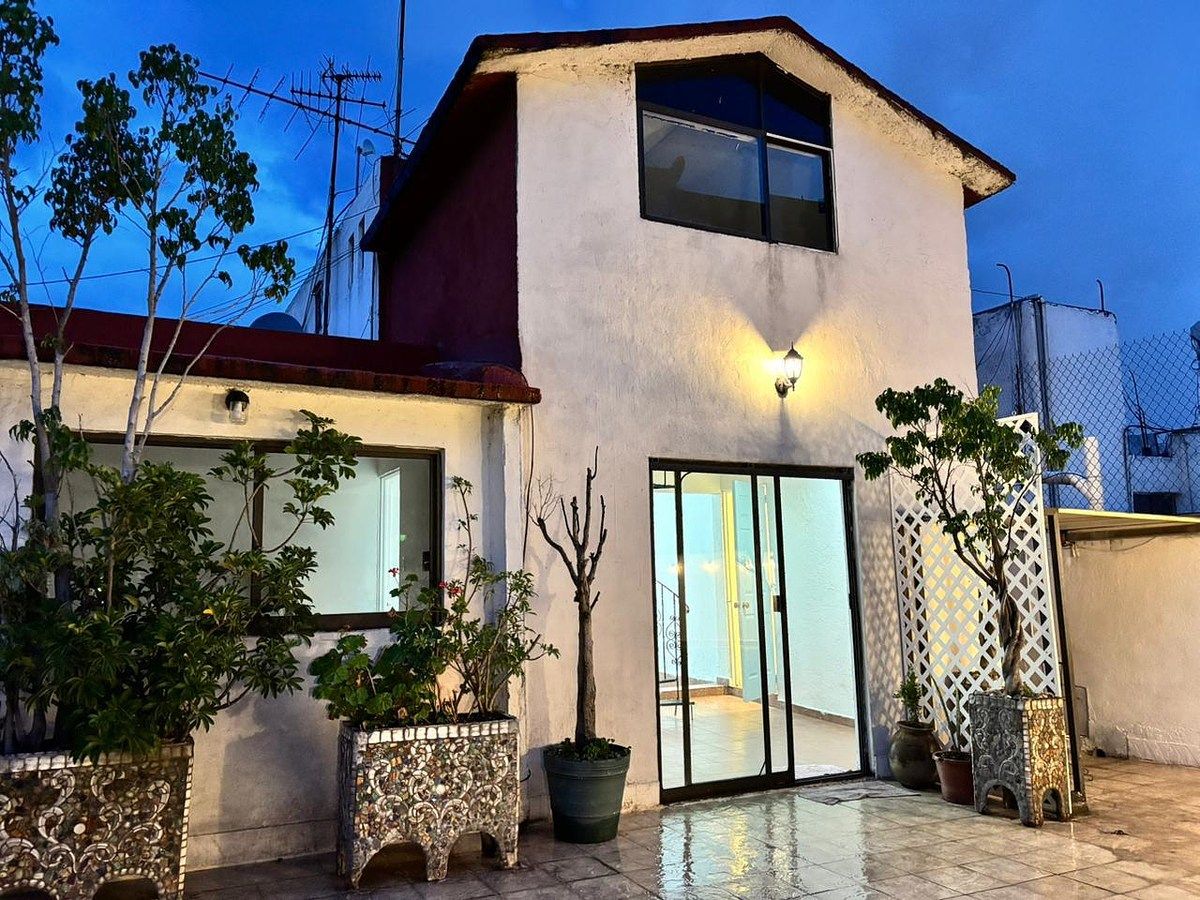 Apartment for sale in Cuauhtémoc, Av. Baja California, 100 m²