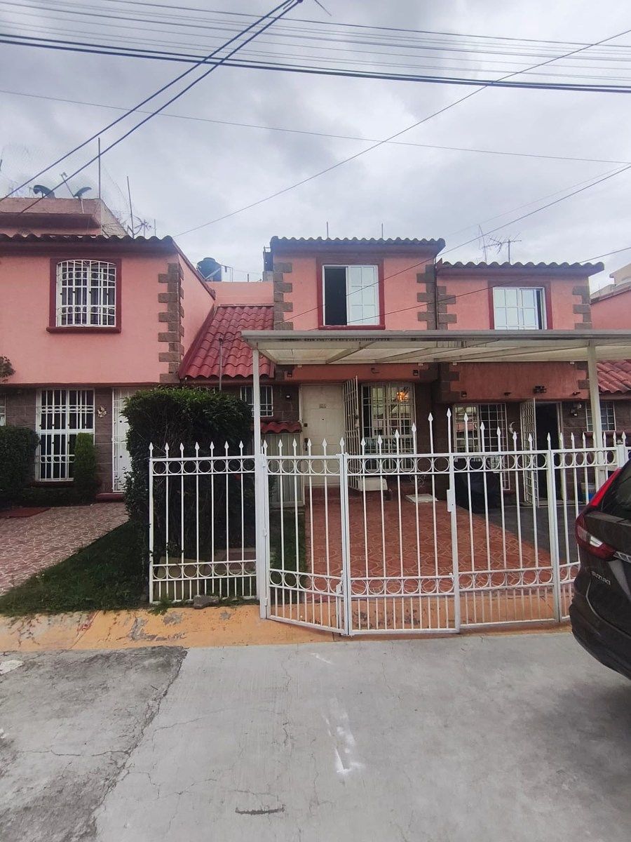 Casa en alquiler en Ecatepec de Morelos, Acolman, 67 m²
