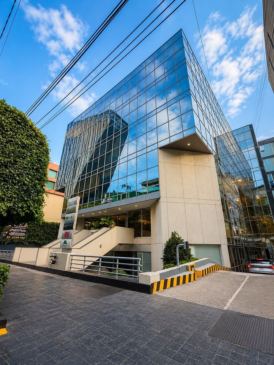 Commercial for sale in Miguel Hidalgo, Montes Urales norte, 225 m²