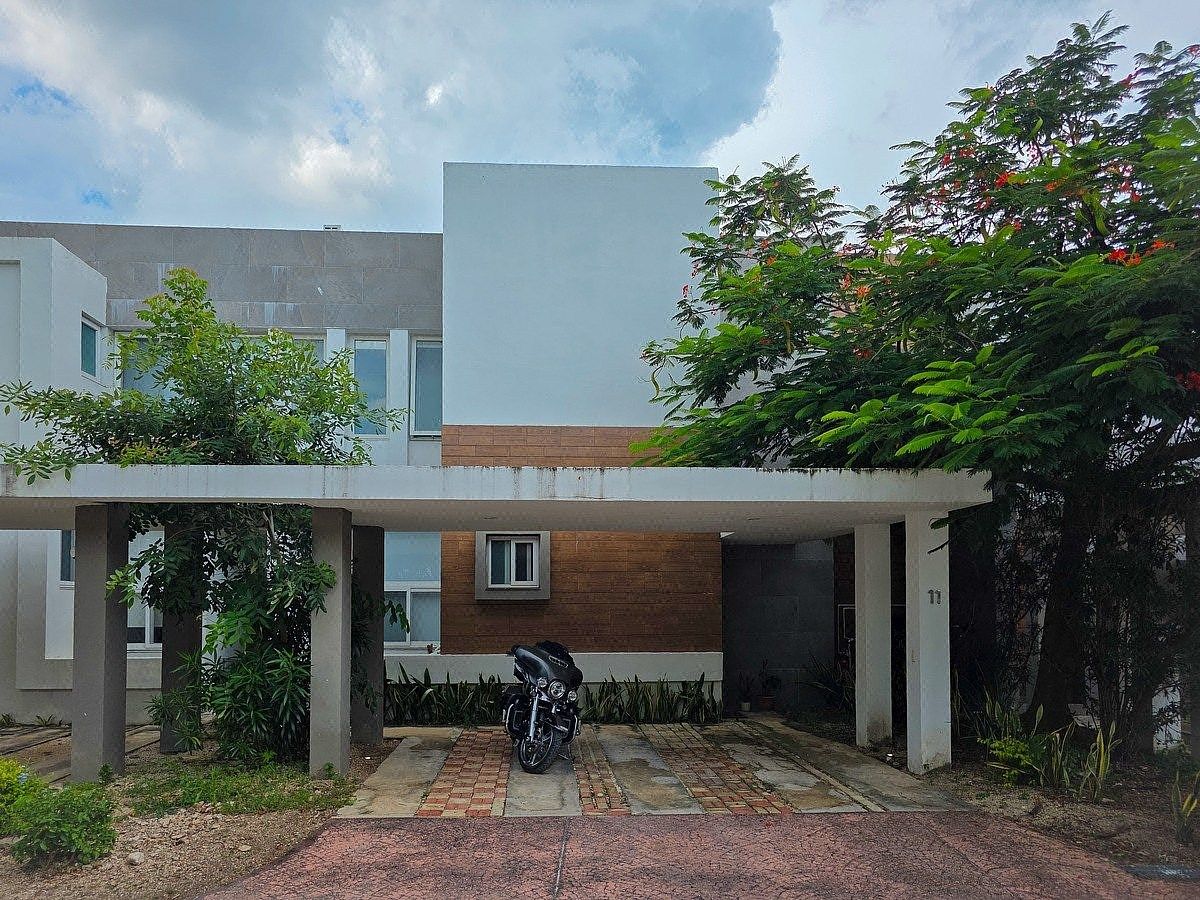 Casa en venta en Mérida, Boulevard Altozano, 200 m²