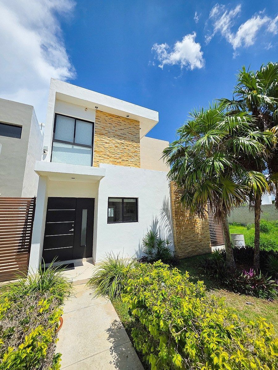 Casa en venta en Mérida, 28VM+XQ, 127 m²
