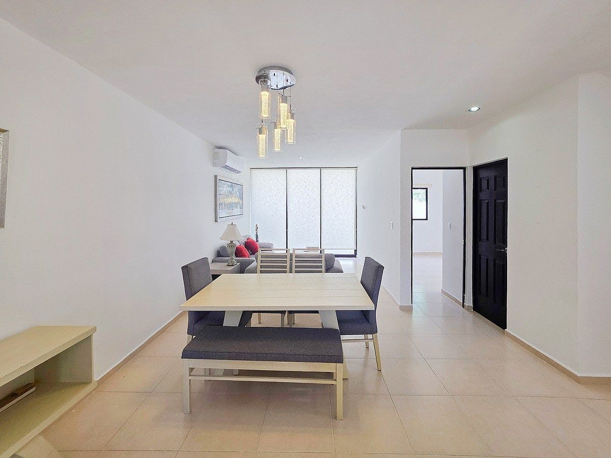 Casa en venta en Mérida, 28VM+XQ, 127 m²