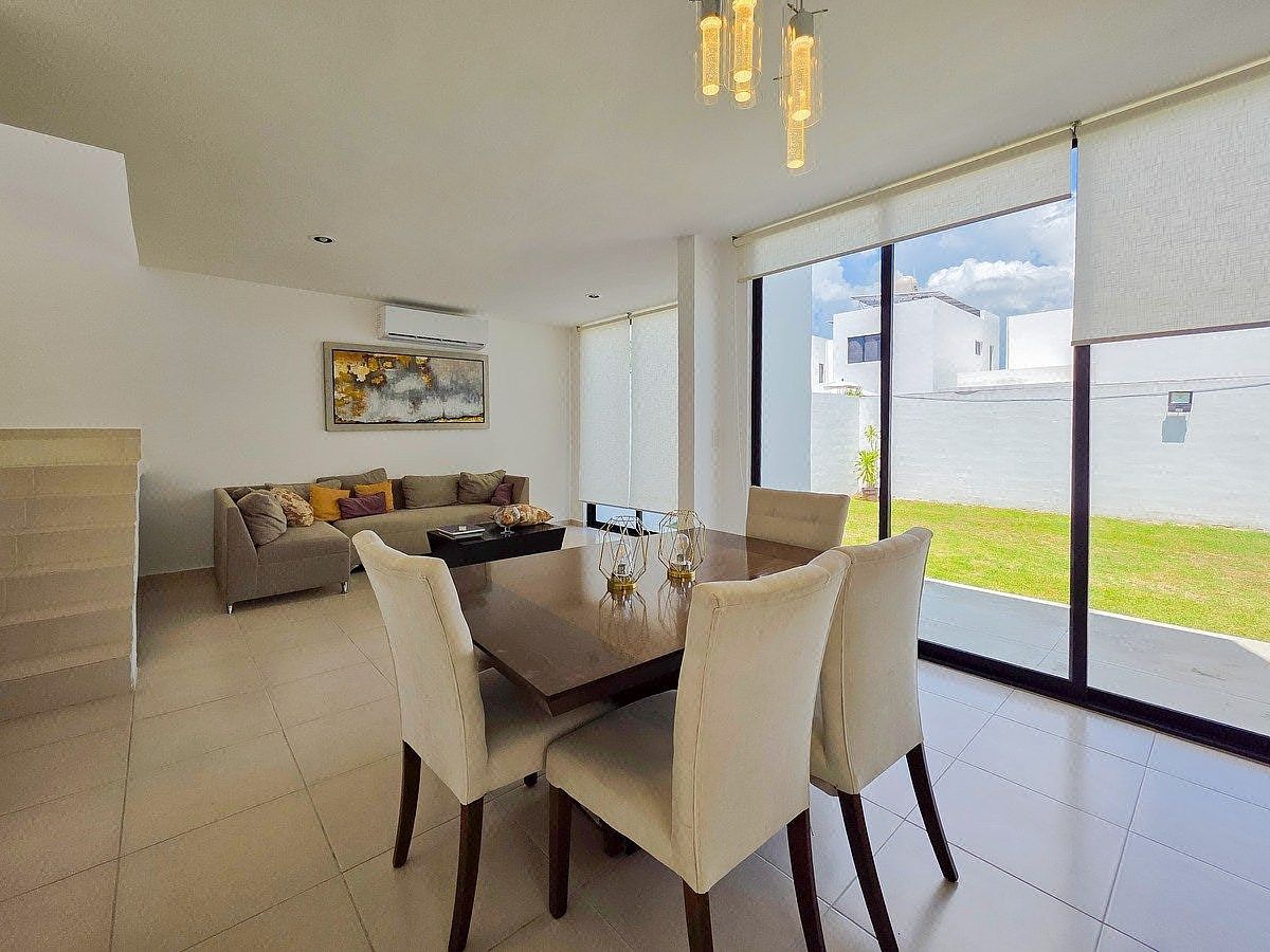 Casa en venta en Mérida, 28VM+XQ, 105 m²