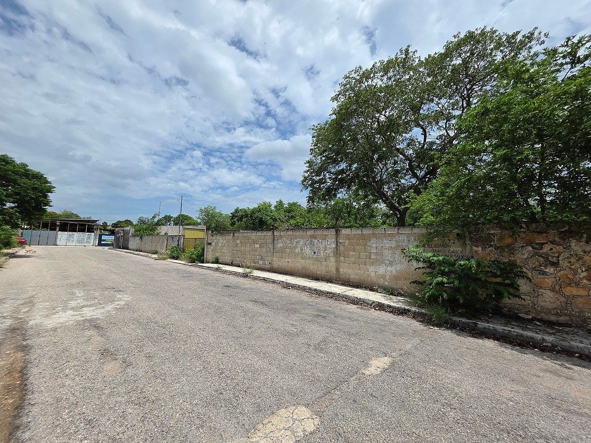 Terreno en venta en Mérida, 54