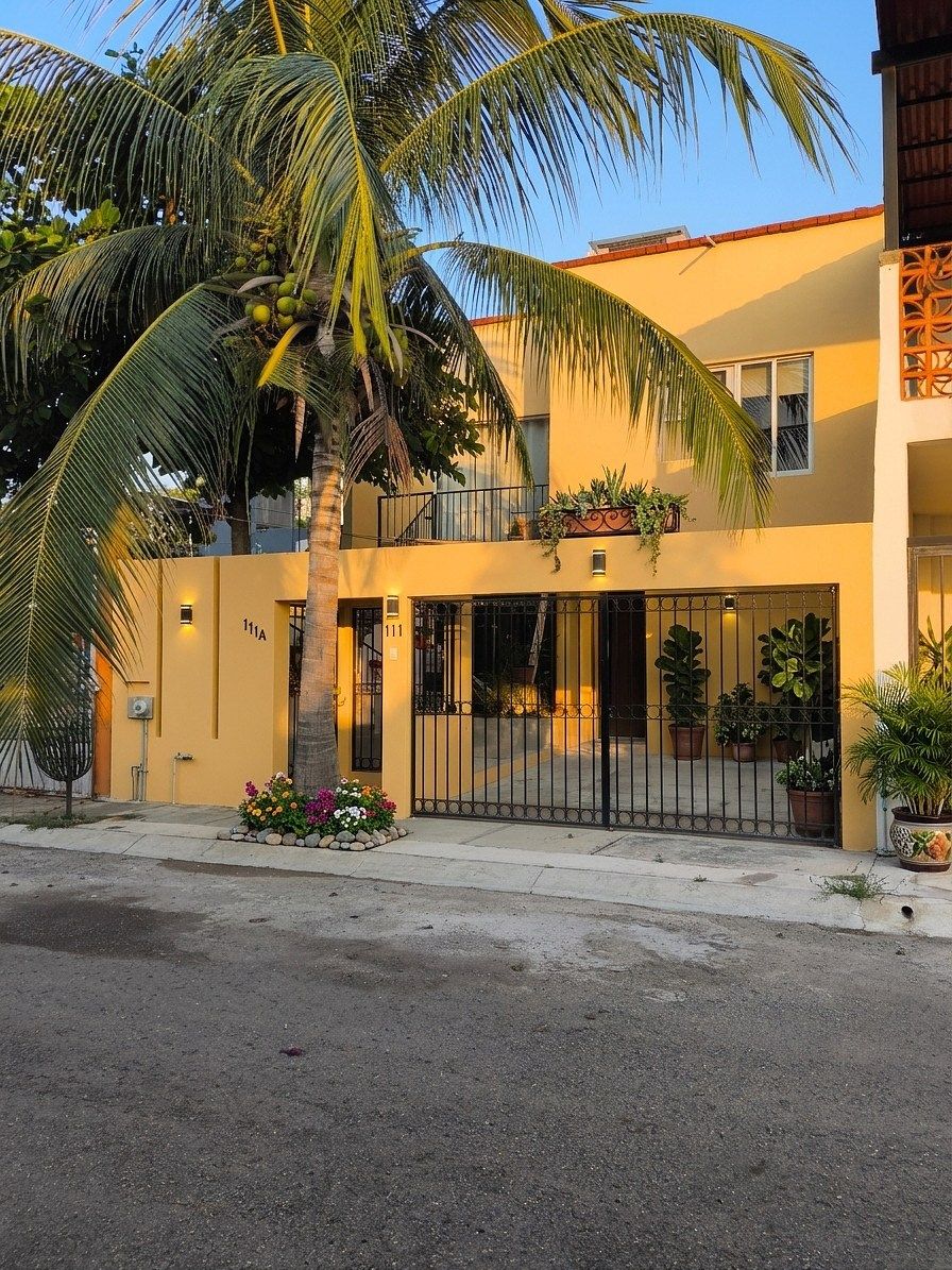 House for sale in Puerto Vallarta, Ciruelo rojo,  Fracc. Nuevo Ixtapa, jal, 160 m²