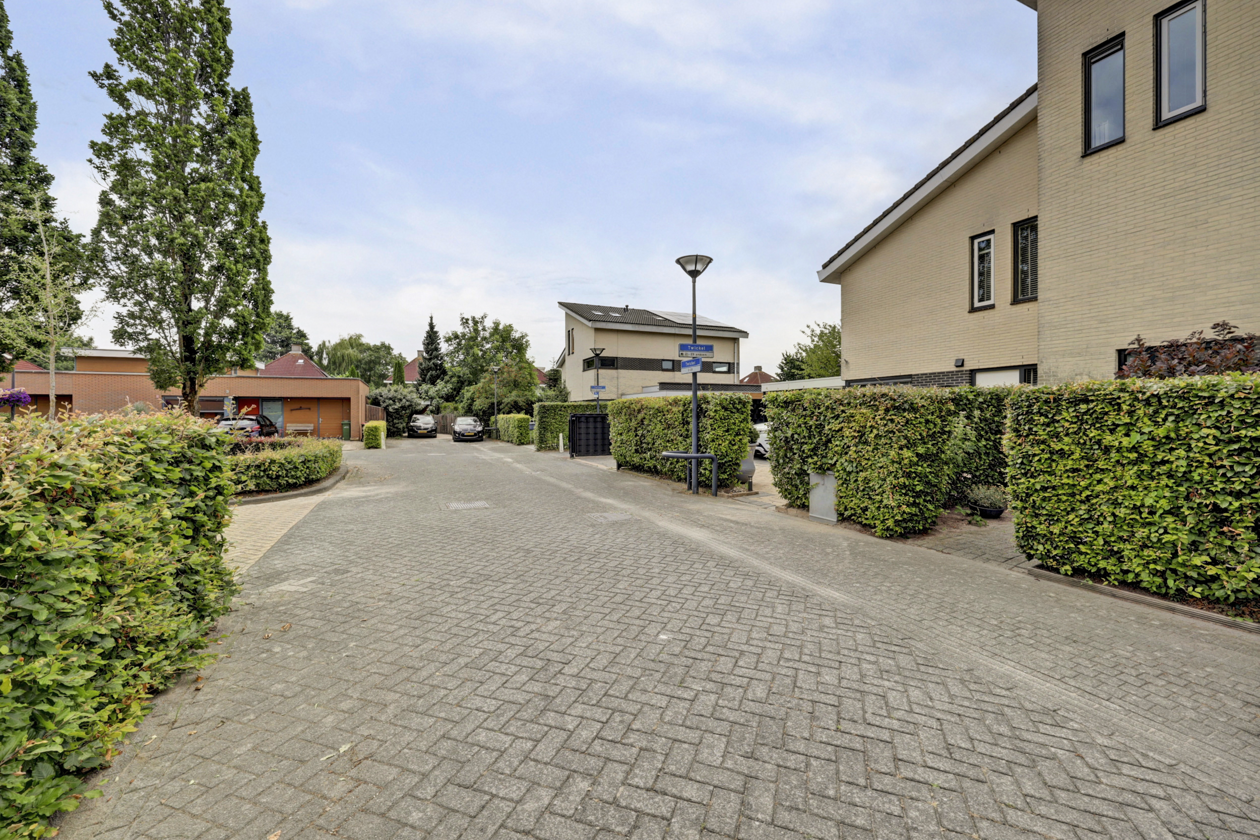 Twickel 14, 8226 RW LELYSTAD, Netherlands 5