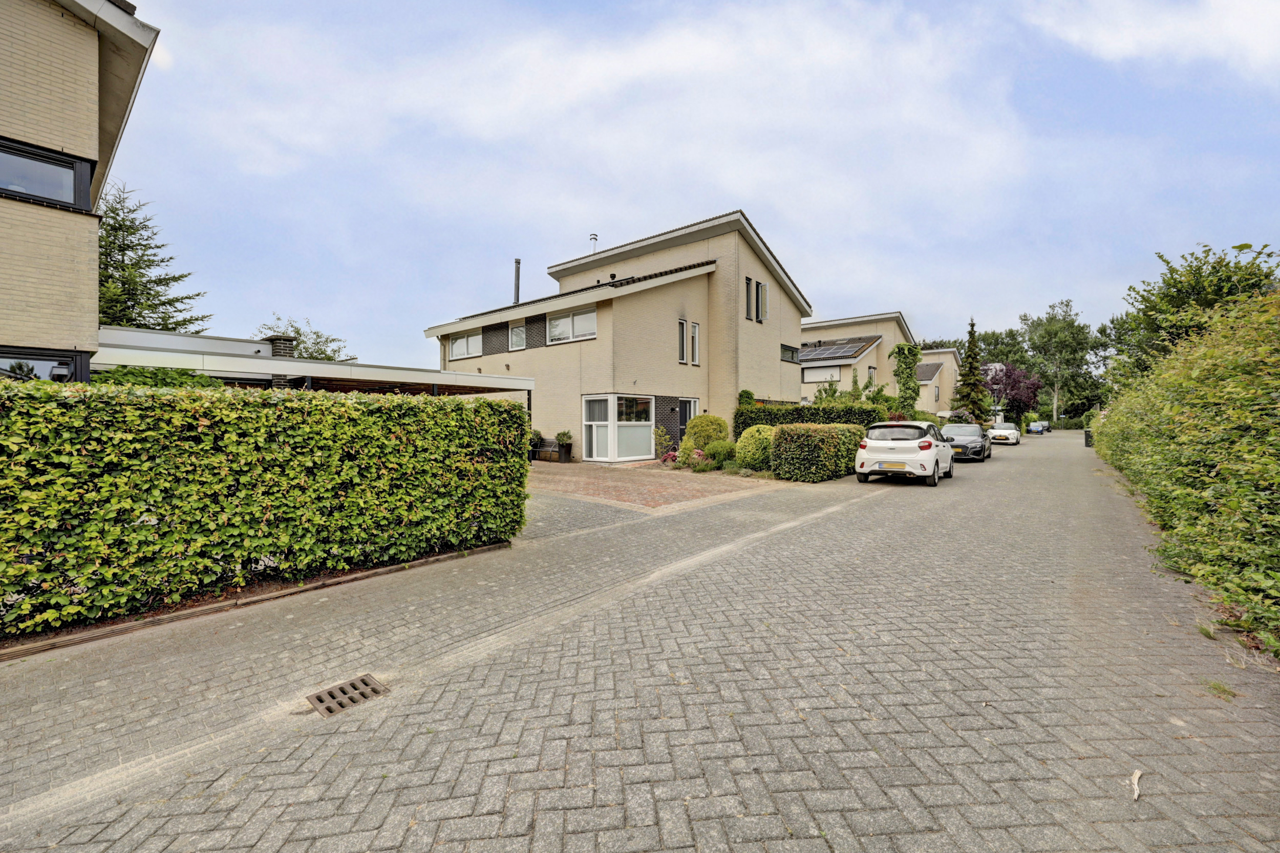 Twickel 14, 8226 RW LELYSTAD, Netherlands 3
