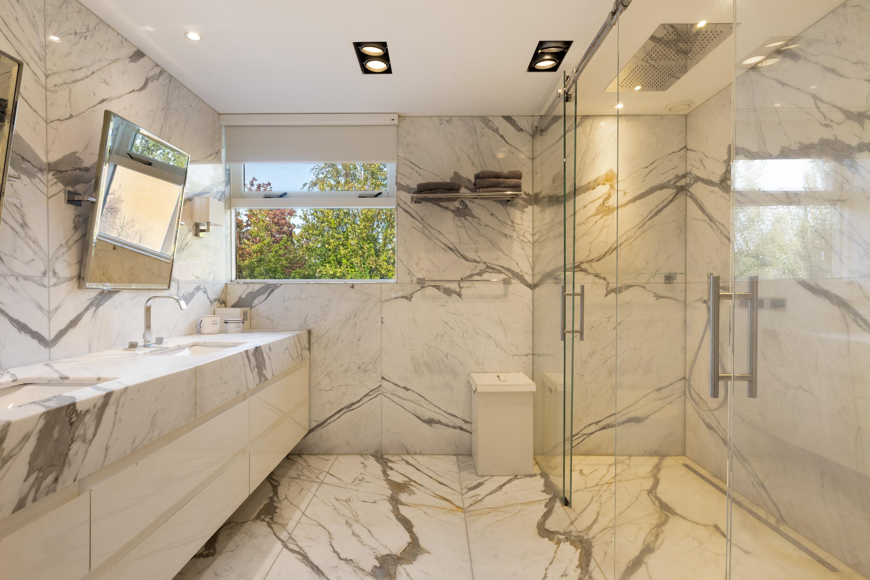 residential house for sale in ALMERE, Louis Chrispijnstraat 12, 1325 PC ALMERE, Nederland, 310 m²