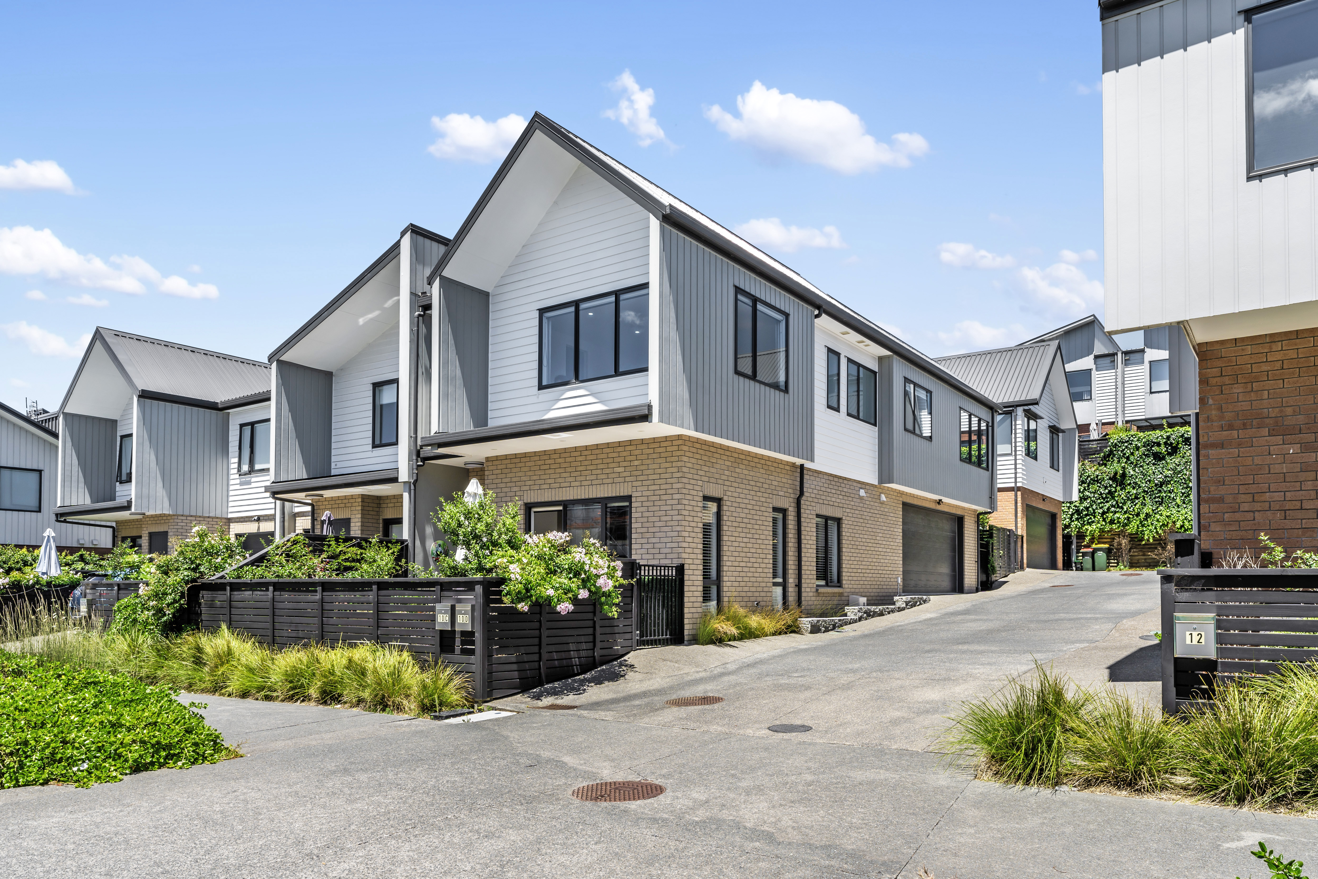 House for sale in Long Bay, 10c Windlass Street, Long Bay Auckland 0630, 179 m²
