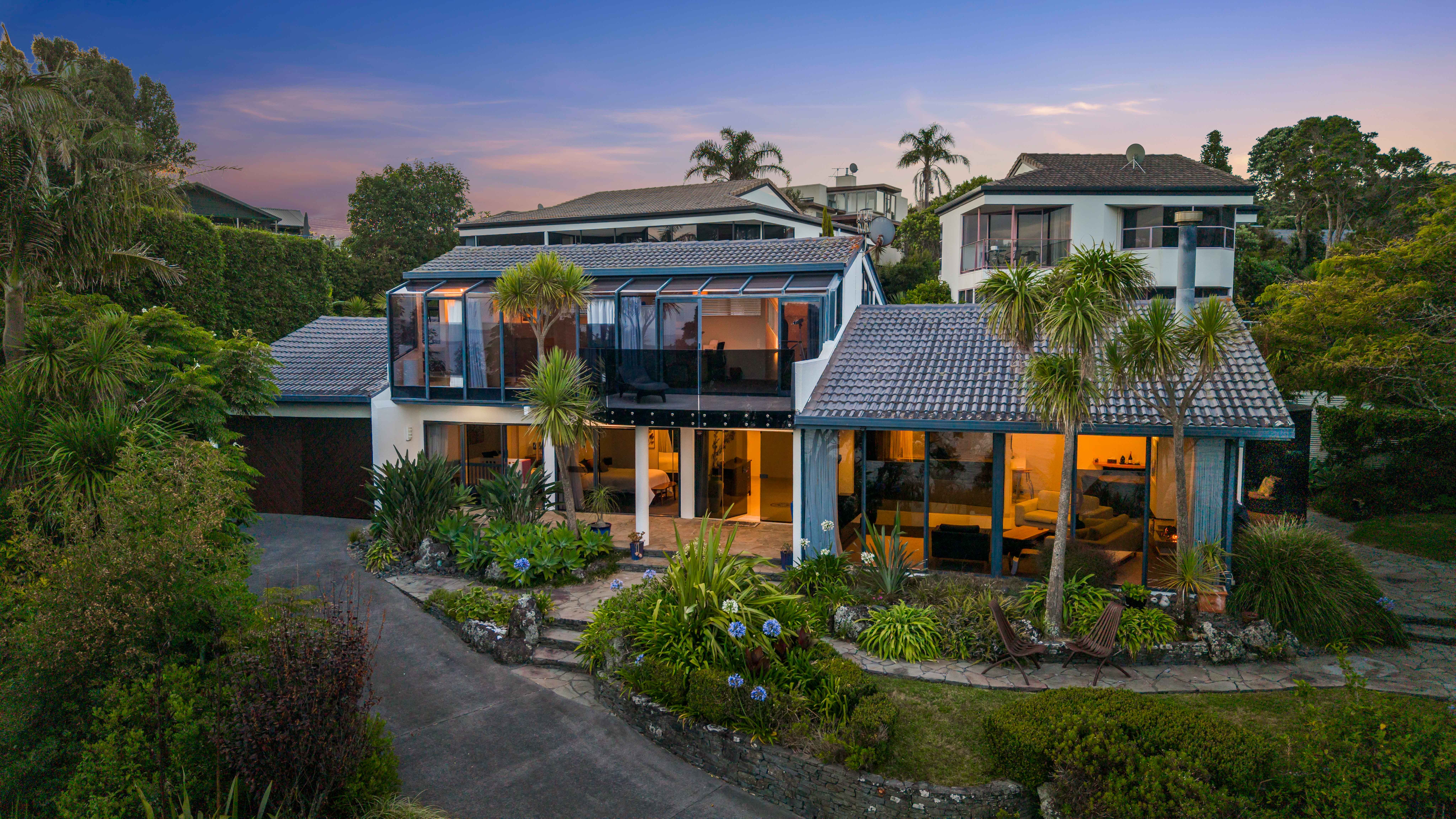 House for sale in Torbay, 75 Cliff Road, Torbay Auckland 0630, 210 m²