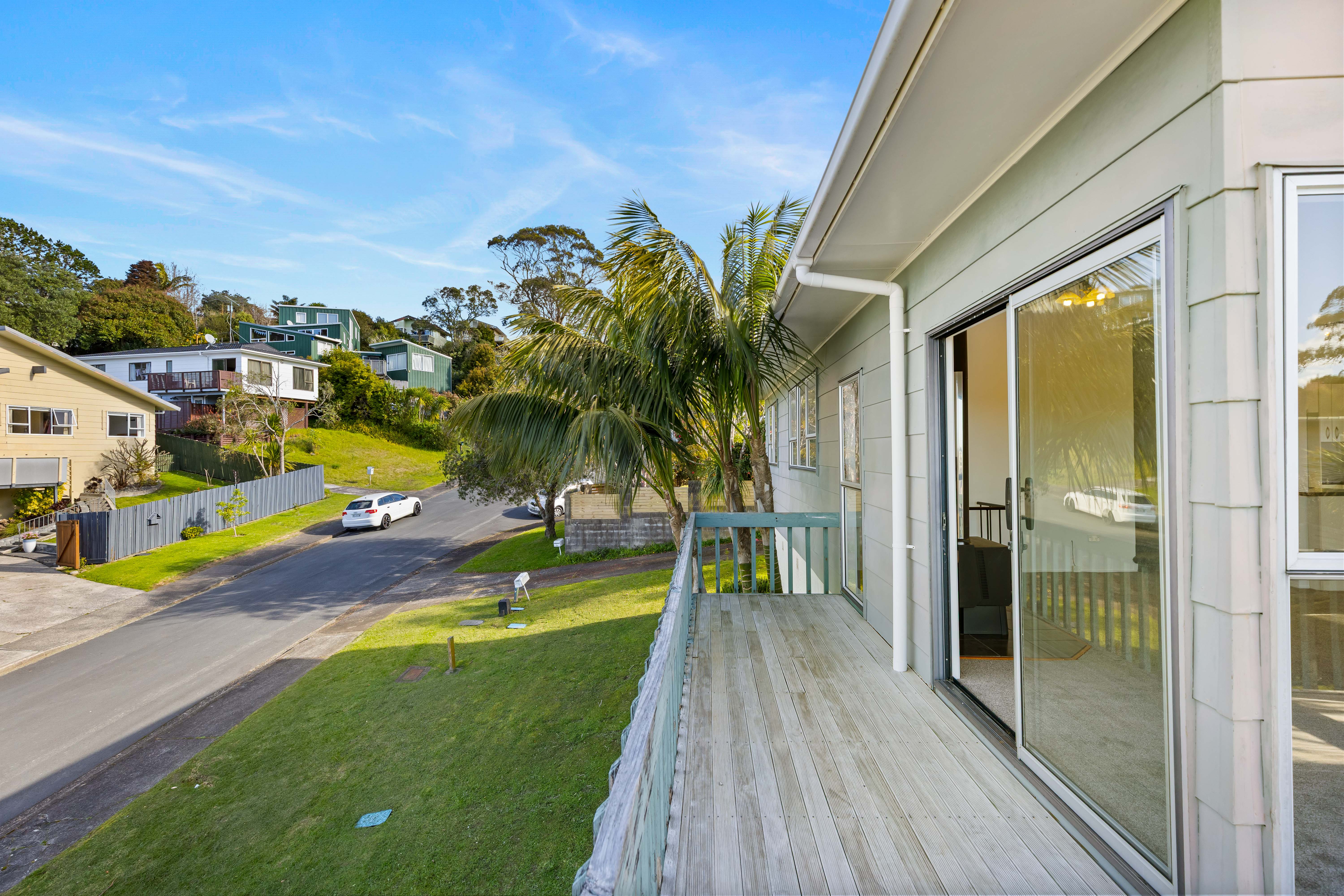 House for sale in Totara Vale, 1/3 Glenvale Place, Totara Vale Auckland 0629, 120 m²