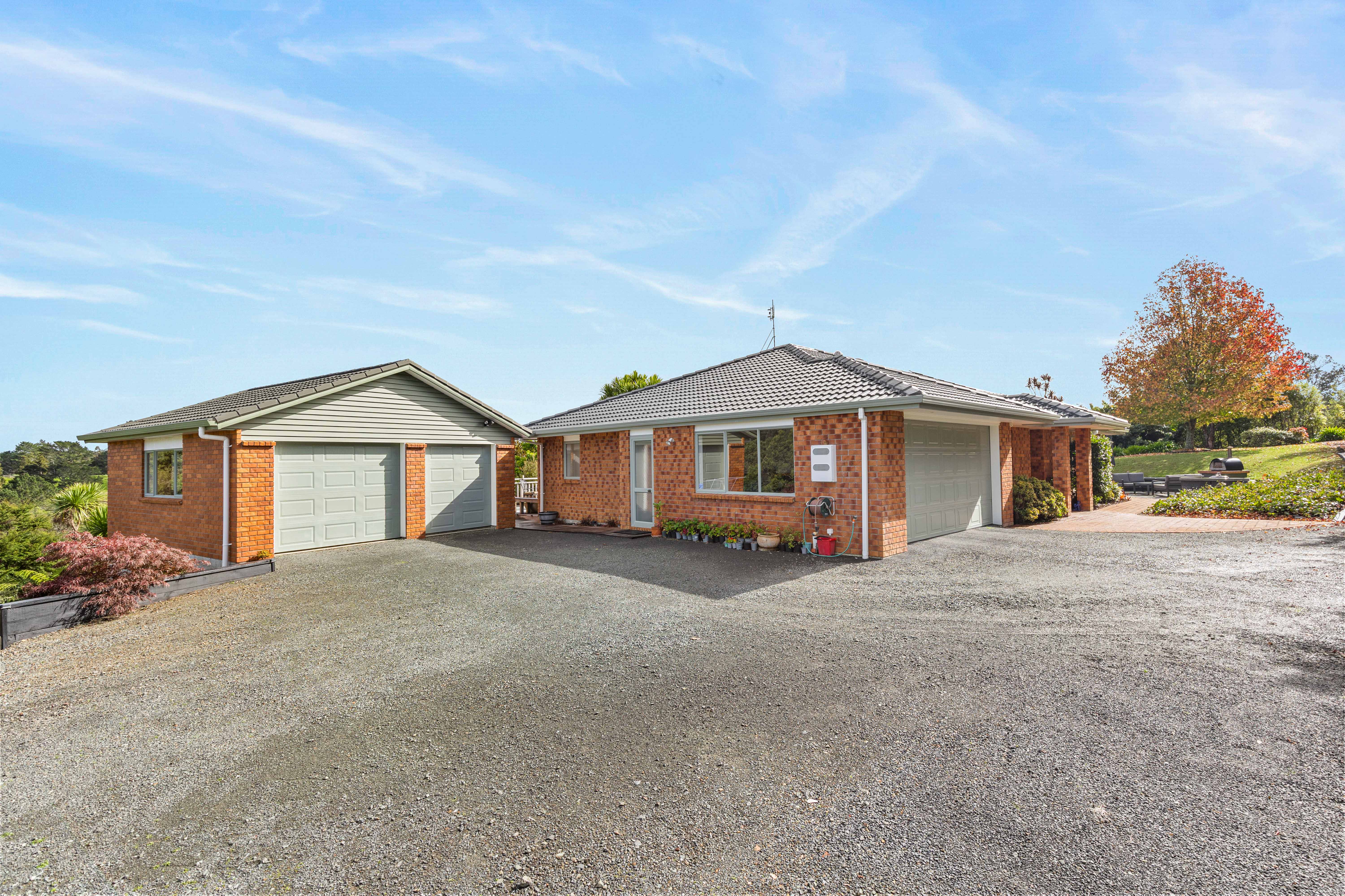 House for sale in Redvale, 1152A East Coast Road, Redvale Auckland 0794, 190 m²
