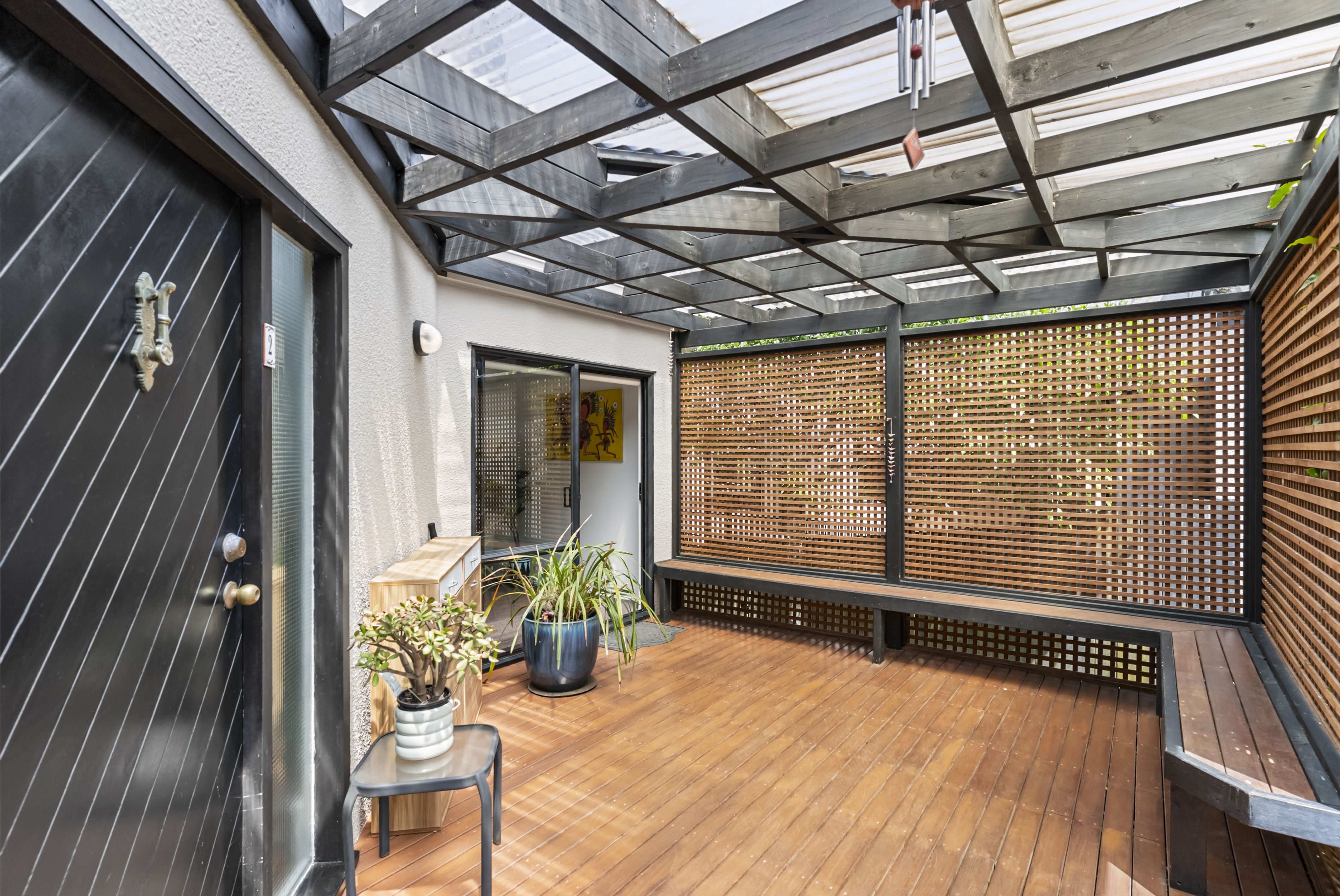 House for sale in Birkenhead, 2/11 Waratah Street, Birkenhead Auckland 0626, 190 m²