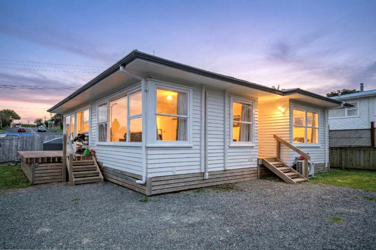 Residential for sale in Whangarei, 15A Sumner Place, Kamo, 106 m²